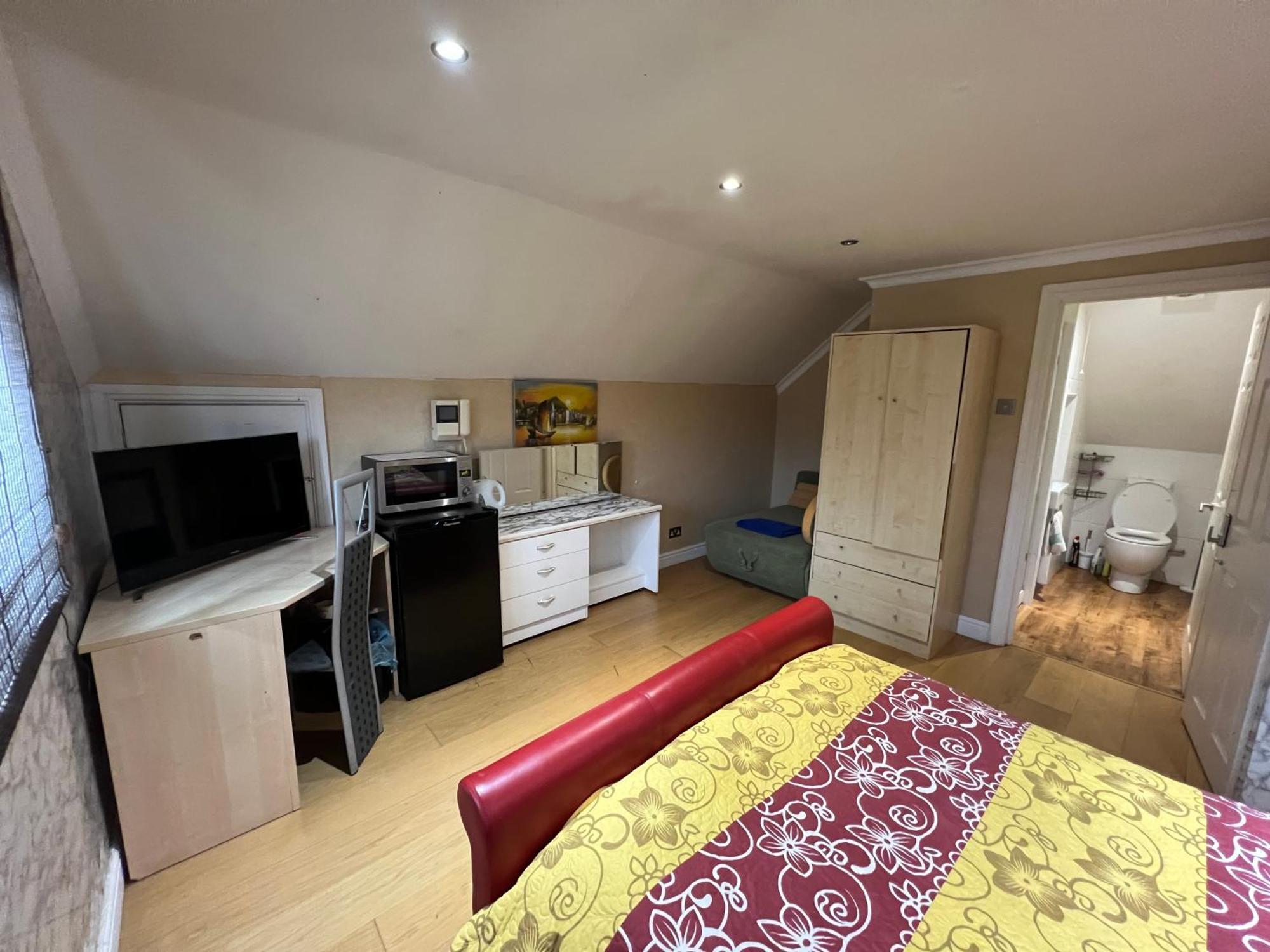 The Caduceus- Residence Chertsey Luaran gambar